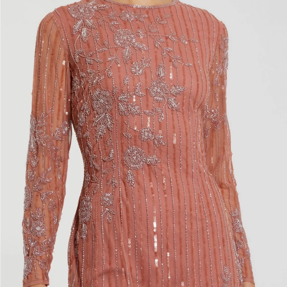 MAC DUGGAL
Pink Embellished High Neck Illusion Long Sleeve Gown SIZE 6 in Rose - Picture 2 of 3